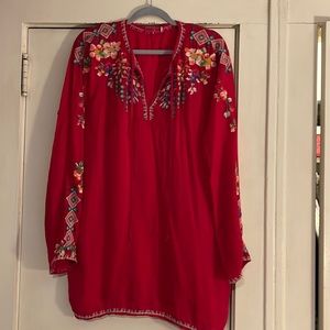 Johnny Was long tunic with embroidered sleeves sz Lg